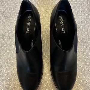 Geox Respira Medium Heel Size EUR 37 - Black